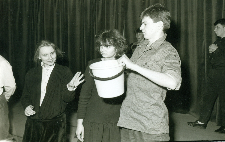 Konkurs na widowisko artystyczne w wykonaniu dzieci i młodzieży 1988.