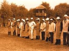 Pracownicy huty w Ostrowcu Świętokrzyskim.