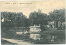 Kielce. Staw w ogrodzie miejskim.