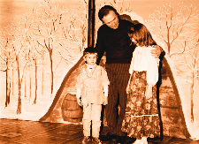 Zabawa choinkowa dla dzieci w Wojew&oacute;dzkim Domu Kultury 1980