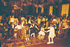 Zabawa choinkowa dla dzieci w Wojewódzkim Domu Kultury 1985